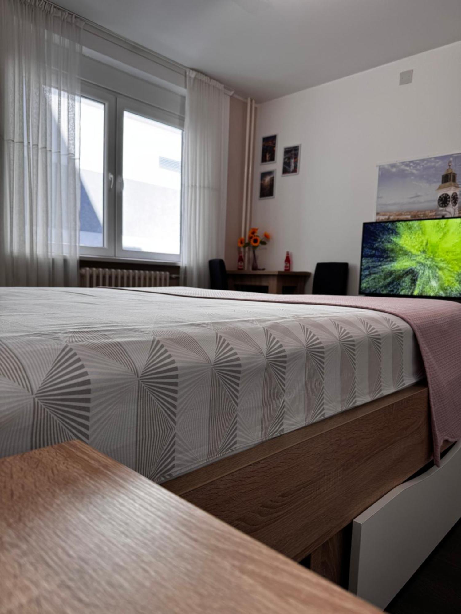 Post Apartmani A-1 Novi Sad Luaran gambar